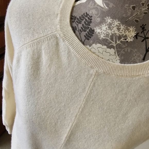 Project Ivory Cashmere Tie Front Sweater S NWOT - Picture 3 of 8